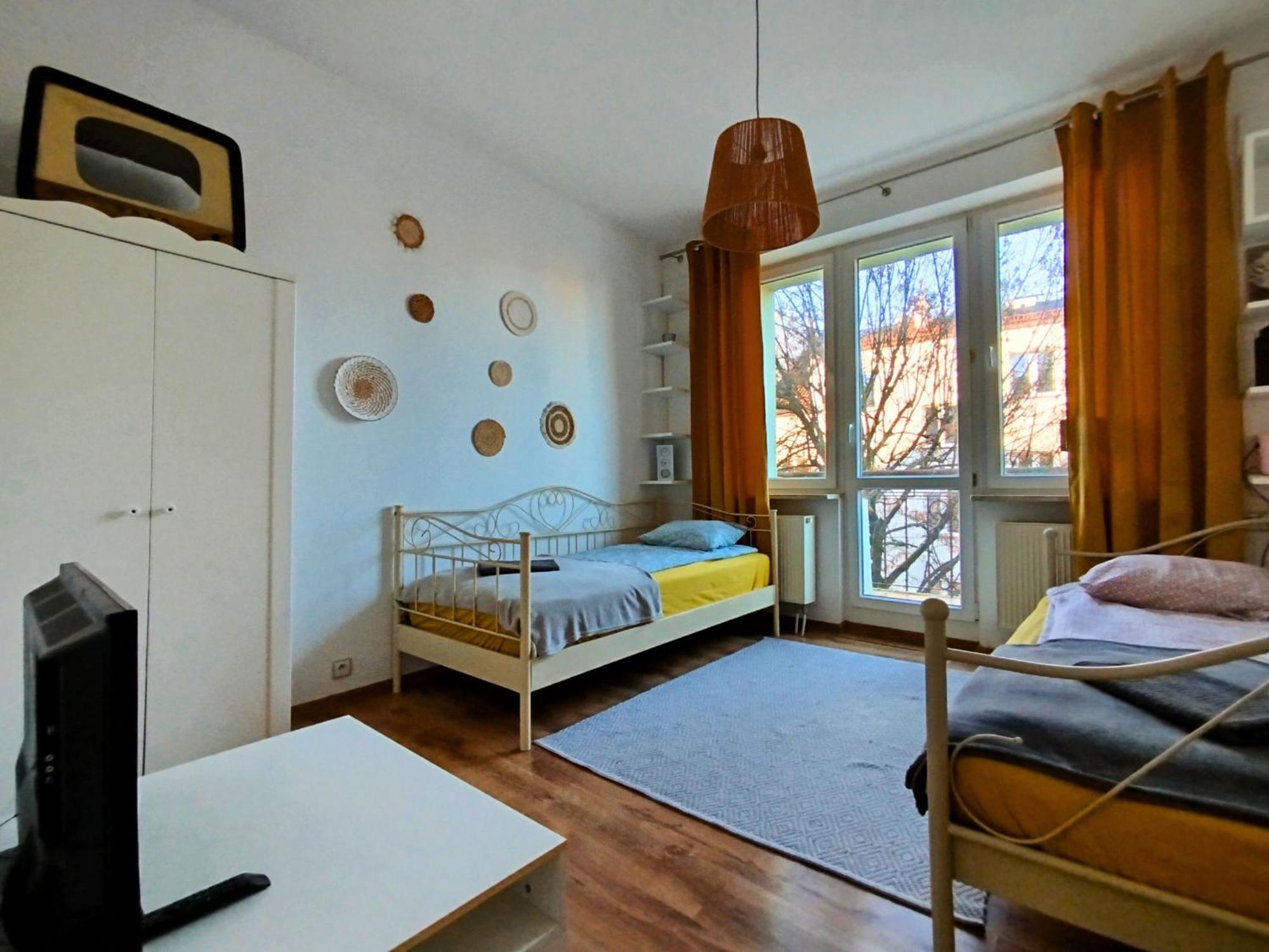 Apartament Z Ogrodem W Sercu Torunia Exterior foto