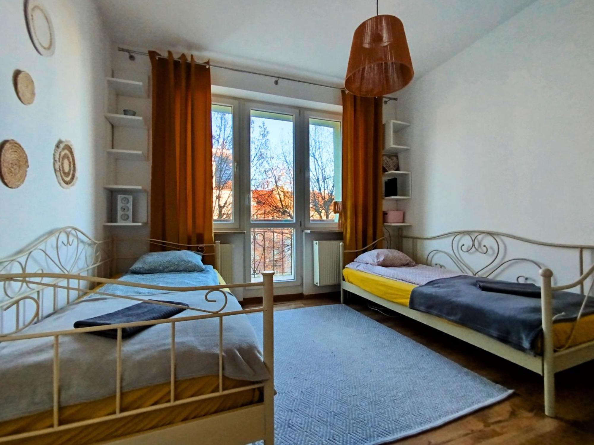 Apartament Z Ogrodem W Sercu Torunia Exterior foto